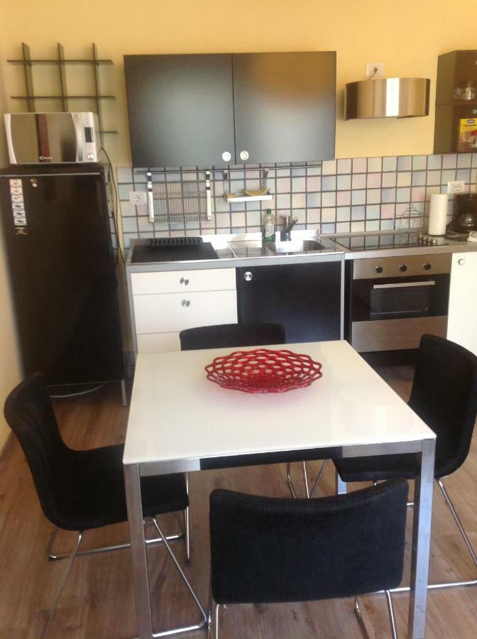 Casa Mario & Laura Ferienwohnungen Free Wi-Fi Parking มัลเชซิเน ภายนอก รูปภาพ